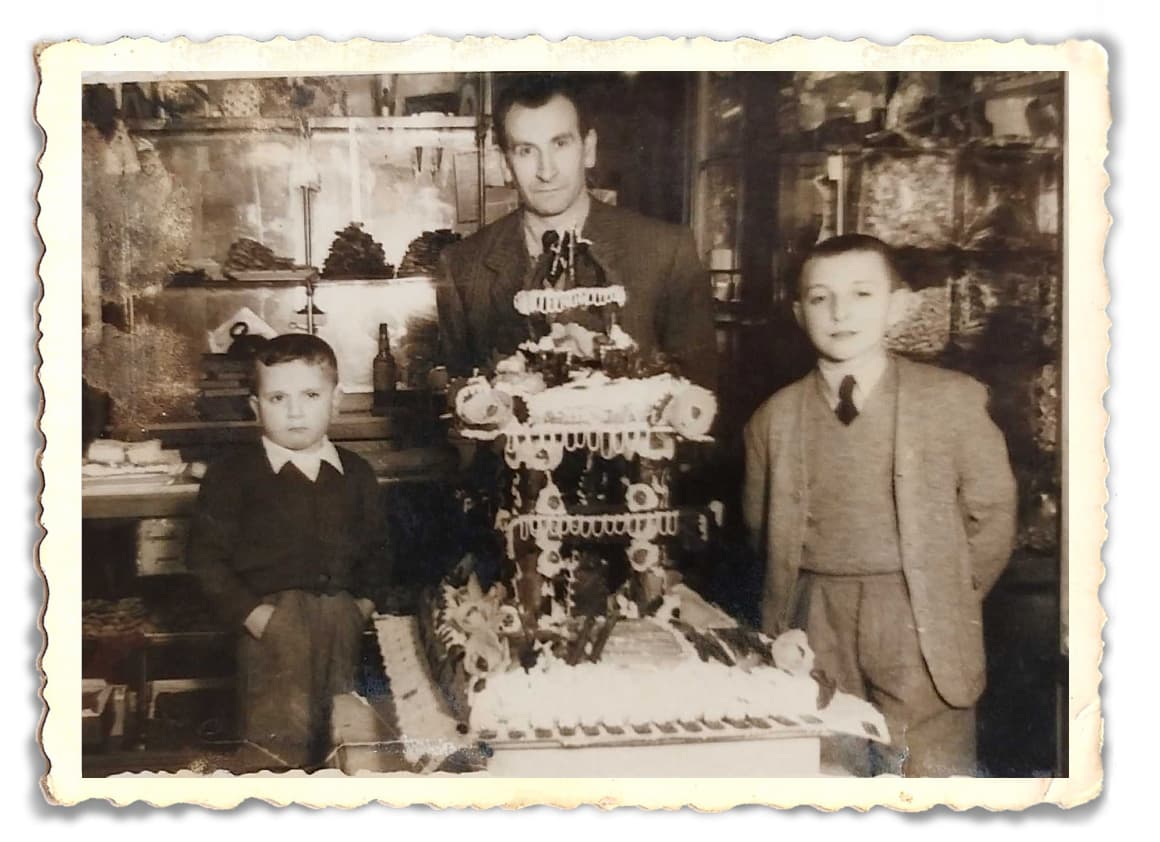 1950. Ciriaco Rubio con sus hijos
